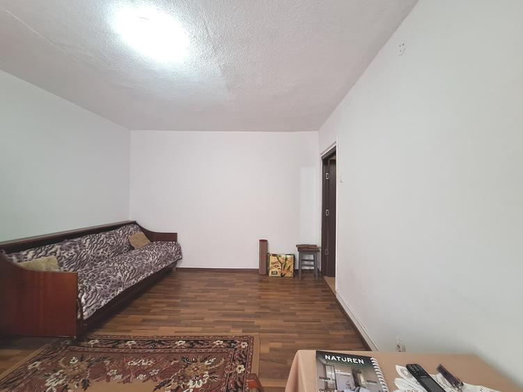 Apartament cu 2 camere nedecomandat, mobilat în Girocului