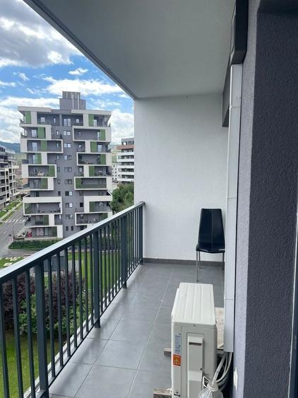 Apartament cu 2 camere semidecomandat în Bună Ziua