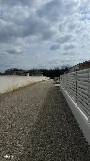 Casă cu 5 camere cu Teren 500 Mp în Crevedia