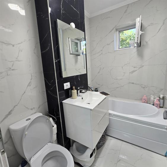 Apartament cu 2 camere decomandat în Alexandru cel Bun