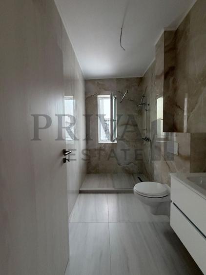 Apartament cu 2 camere decomandat în Giroc
