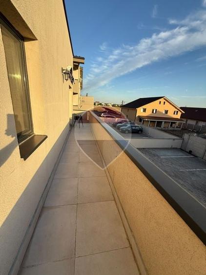 Apartament cu 3 camere decomandat, mobilat în Dumbrăvița