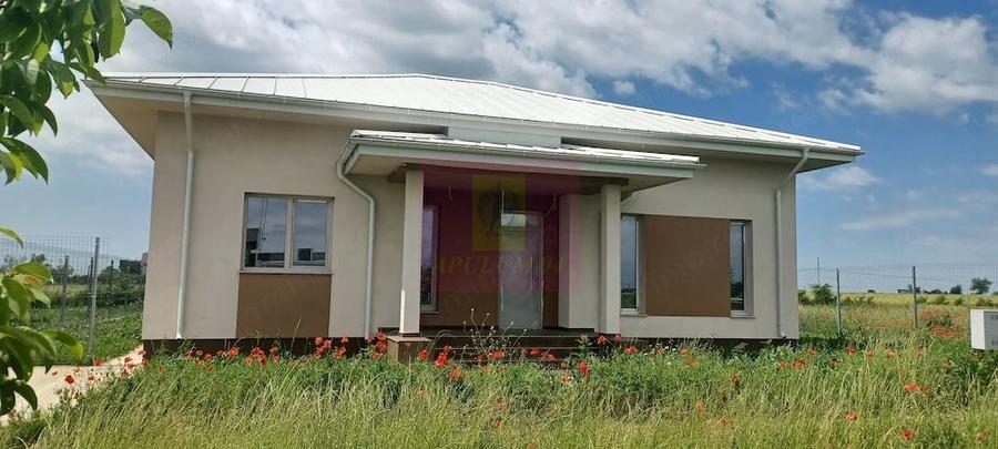 Casă cu 4 camere cu Teren 514 Mp în Gulia
