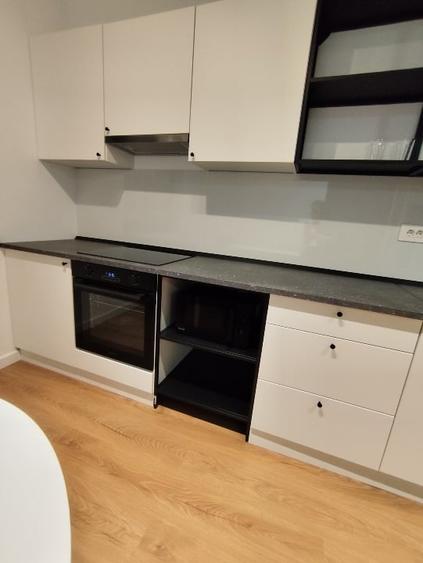 Apartament cu 2 camere semidecomandat, mobilat în Torontalului