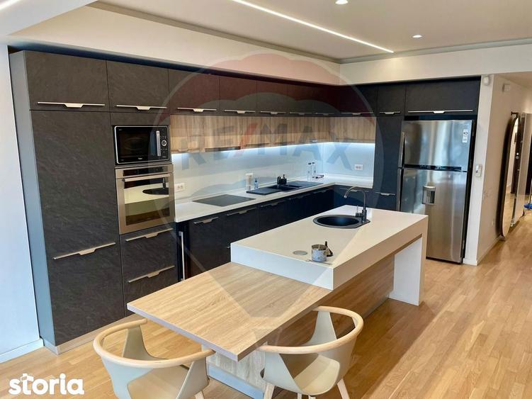 Apartament cu 5 camere, mobilat în Aviatorilor