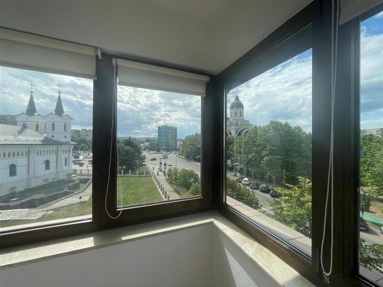 Apartament cu 2 camere decomandat, mobilat în 9 Mai