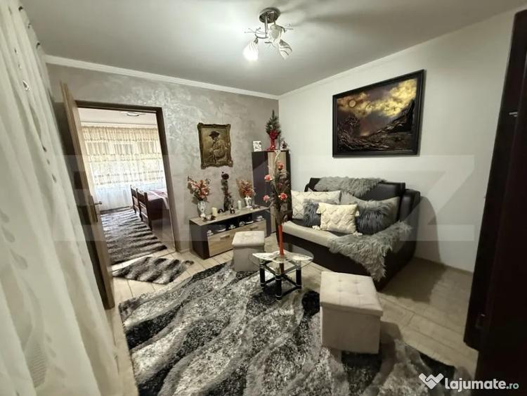 Casă cu 4 camere cu Teren 237 Mp în 14 Mai