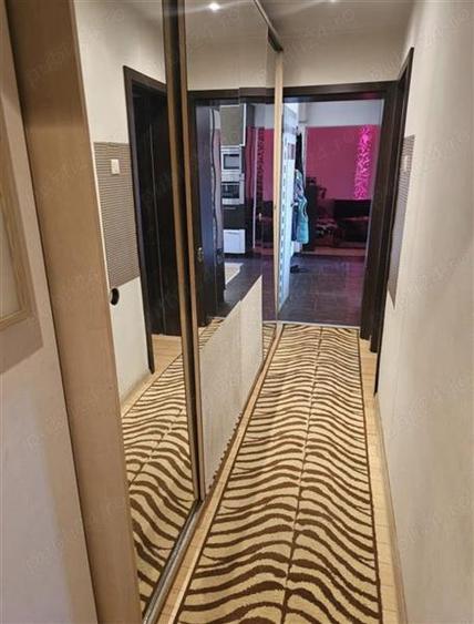 Apartament cu 3 camere decomandat în Dorobanților
