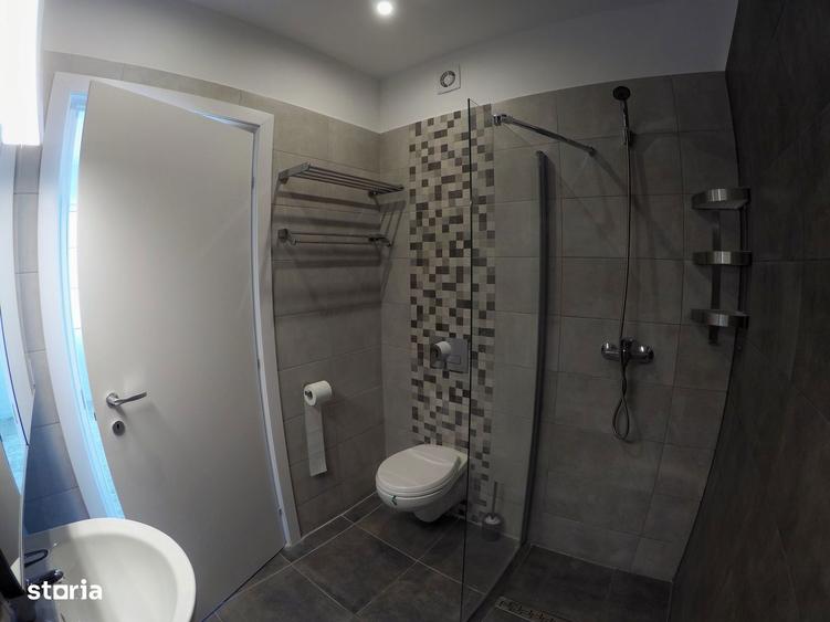 Casă cu 5 camere cu Teren 175 Mp în Central
