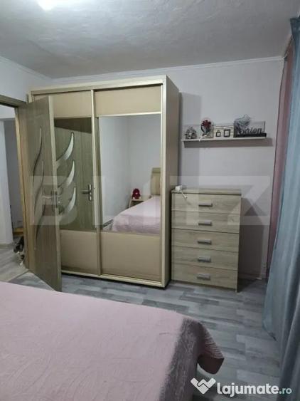 Apartament cu 2 camere semidecomandat, mobilat în Micro 16