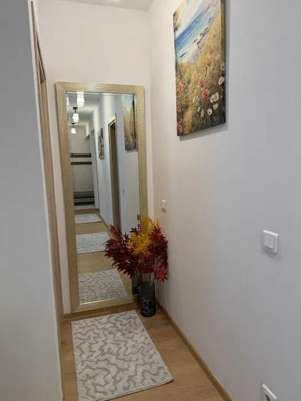 Apartament cu 2 camere semidecomandat, mobilat în Apărătorii Patriei