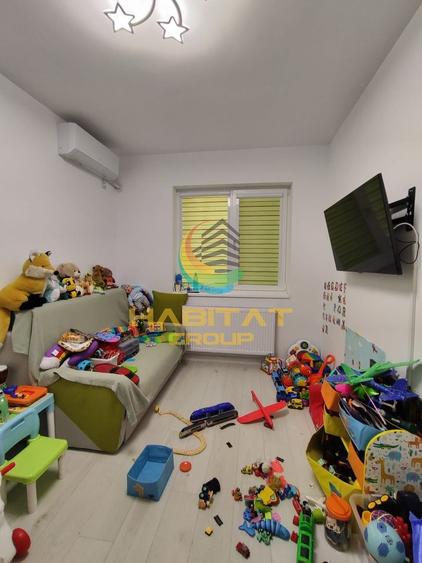 Apartament cu 4 camere decomandat, mobilat în Giurgiului