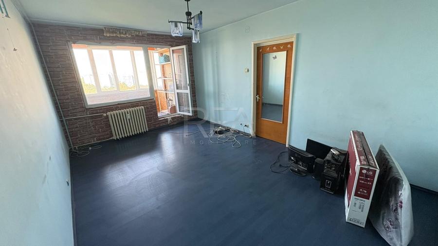 Apartament cu 2 camere decomandat în Titan