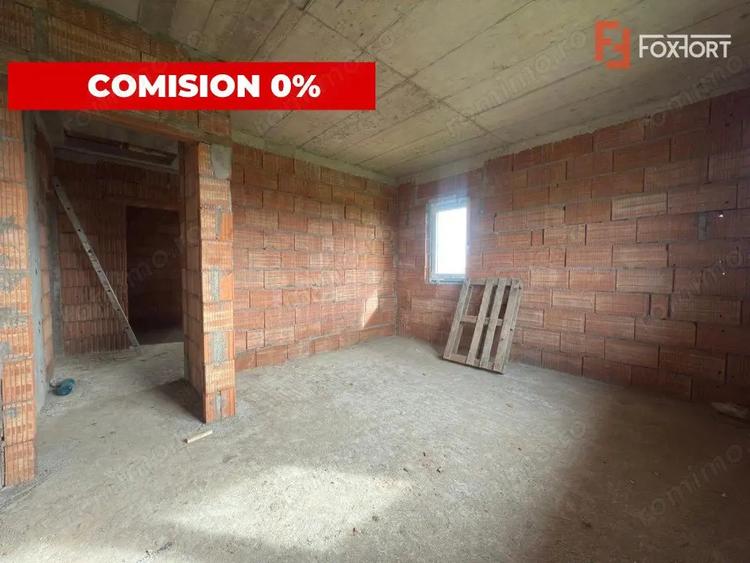 Casă cu 5 camere cu Teren 508 Mp în Giarmata