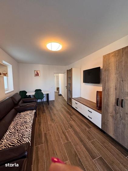 Apartament cu 2 camere decomandat în Republicii
