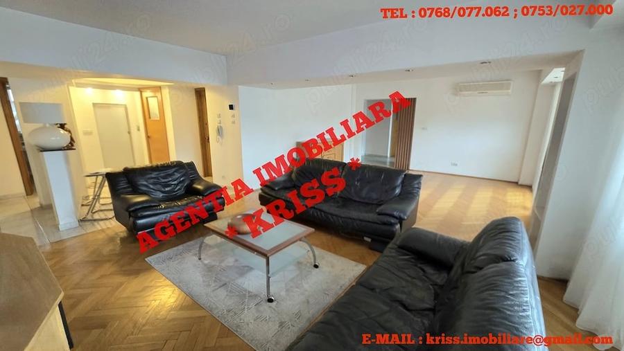 Apartament cu 4 camere decomandat în Ultracentral