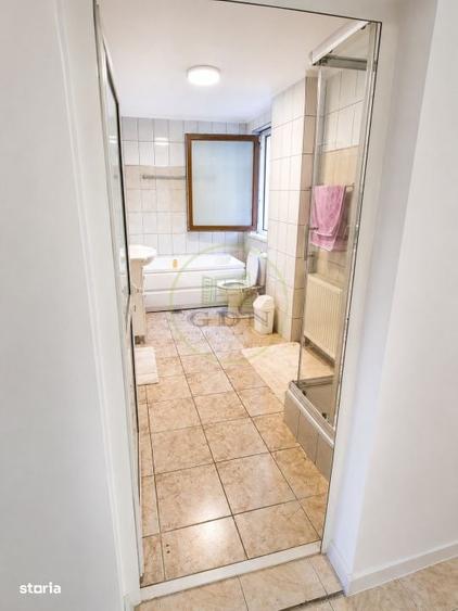 Casă cu 3 camere în Central