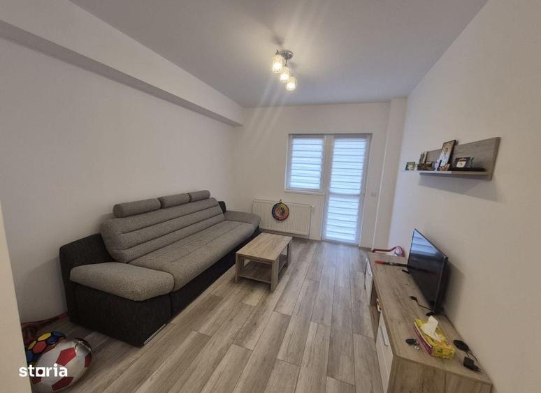 Apartament cu 3 camere în Rediu