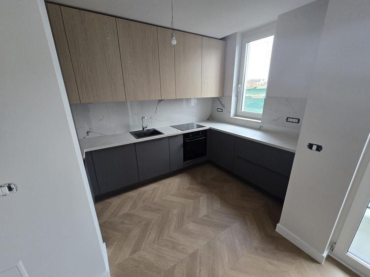 Apartament cu 2 camere decomandat în Aradului