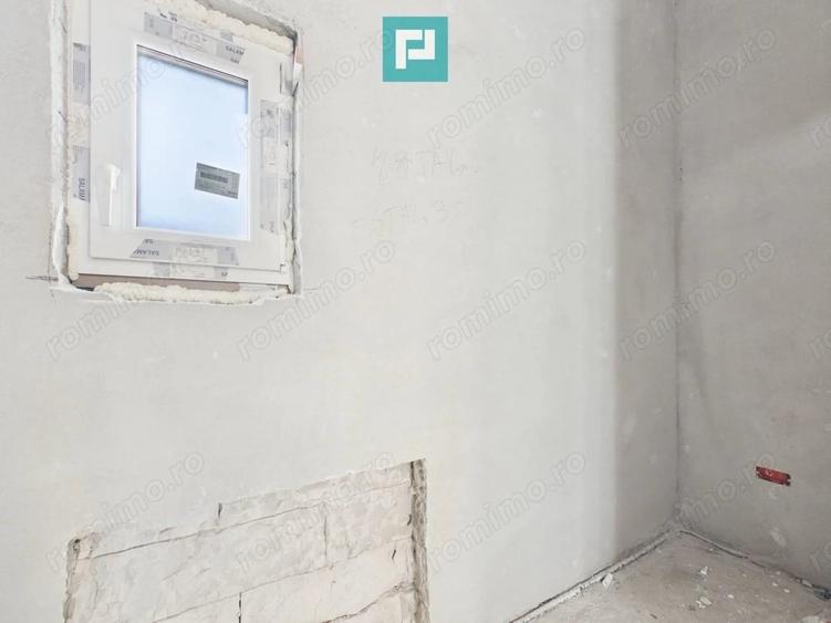 Casa deosebita in Parneava Strada Grivi?ei - 13