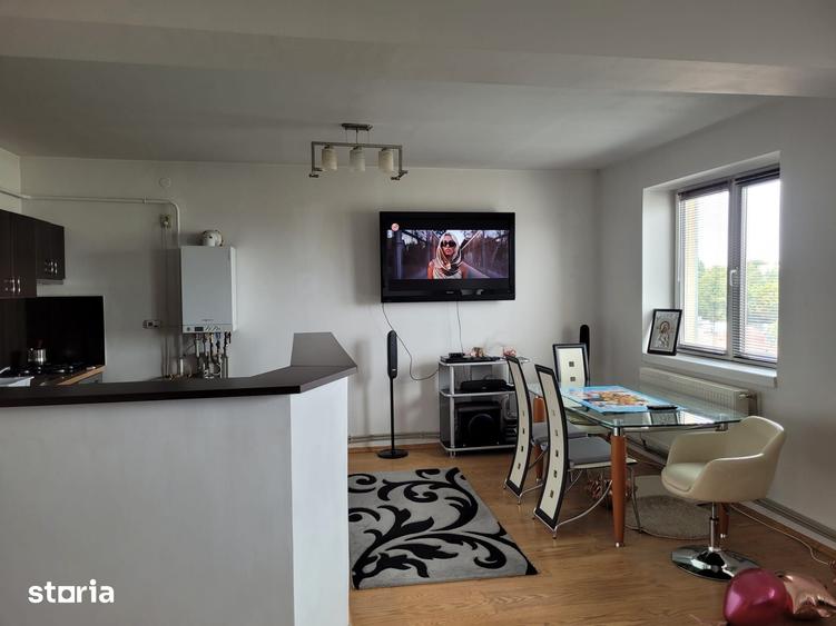 Apartament cu 3 camere decomandat în Ultracentral