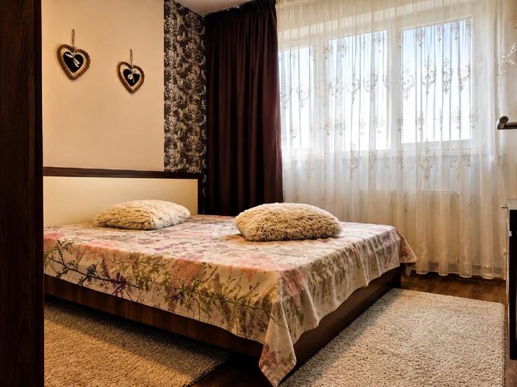 Apartament cu 2 camere semidecomandat în Pajura
