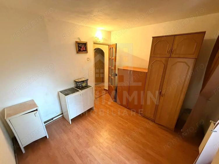 3 camere - parter - 55mp - centrala proprie - Craiovita - Materna - 1