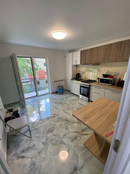 Apartament cu 2 camere decomandat în Exterior Vest
