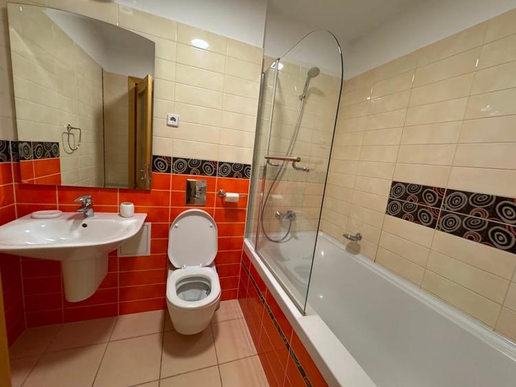 Apartament cu 2 camere semidecomandat, mobilat în Pipera
