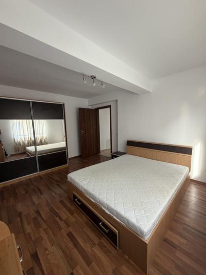 Apartament 2 camere de vanzare, 52 mp, Calea 13 Septembrie - 4