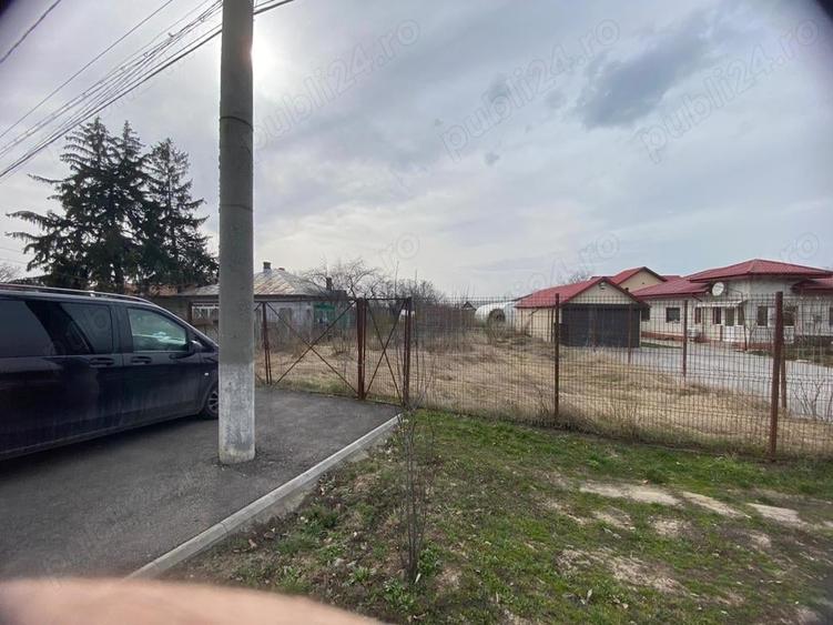 Teren de 3326 mp, în Săftica