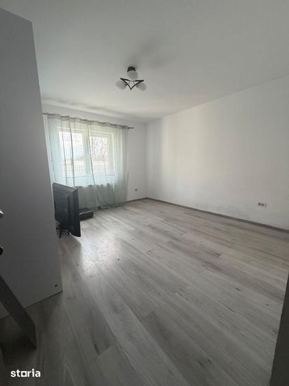Vand Casa In Hemeiusi P + M - 2
