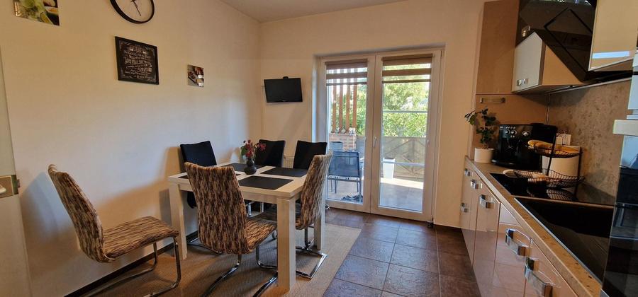 Apartament cu 2 camere decomandat, mobilat în Exterior Sud