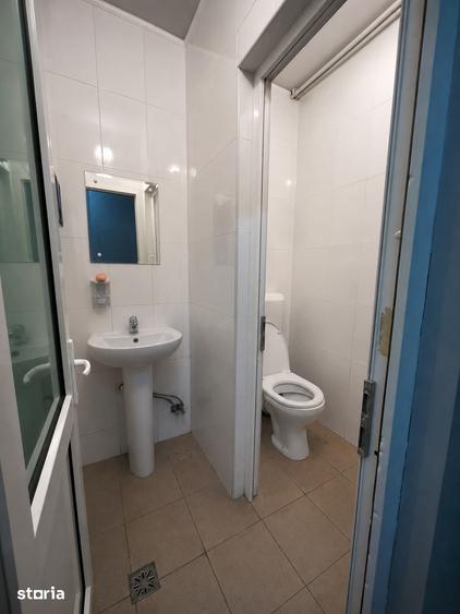 Spațiu comercial, de 453 mp, în Zona Industrială