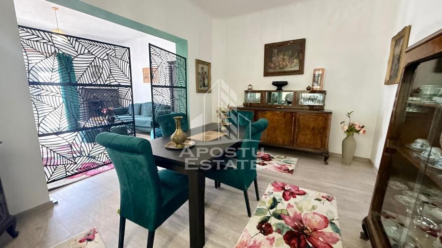 Duplex cu 7 camere cu Canalizare în Lipovei