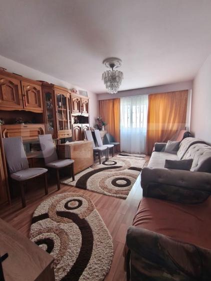 Apartament cu 2 camere decomandat, mobilat în Între Lacuri