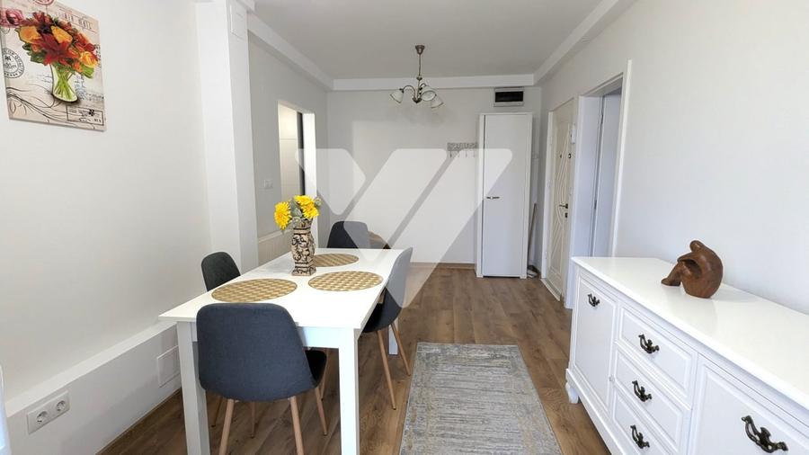 Apartament cu 3 camere decomandat, mobilat în Central