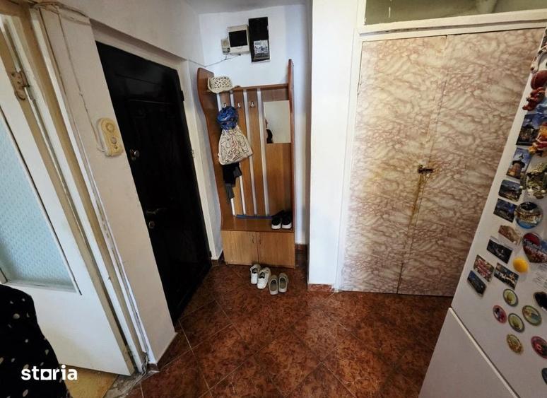 Apartament cu 3 camere în Alexandru cel Bun