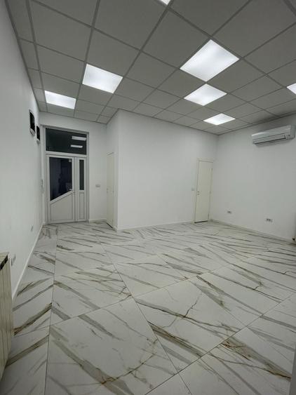 Spațiu comercial, de 100 mp, în Central