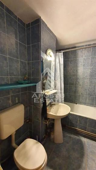 Apartament cu 3 camere decomandat, mobilat în Freidorf