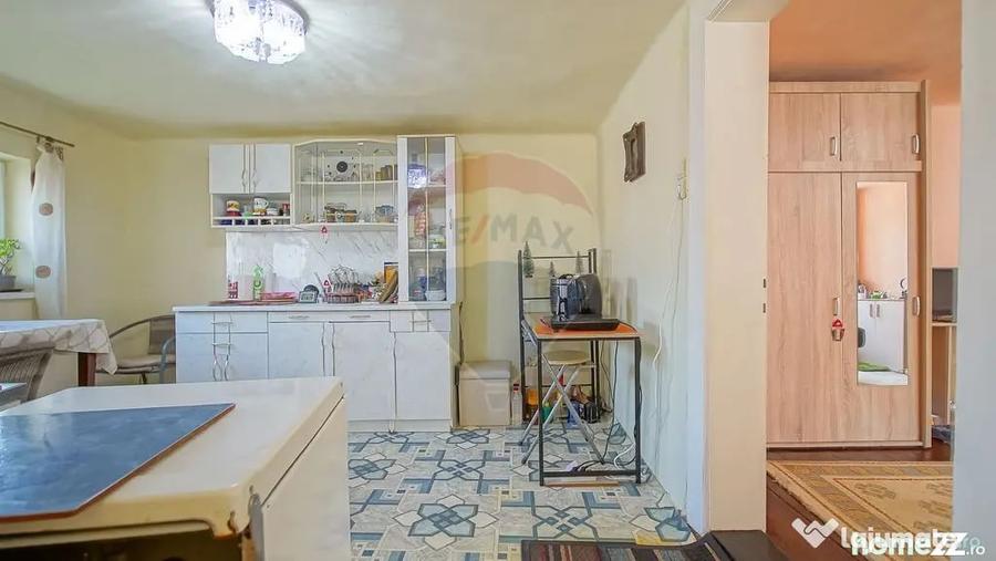 Casă cu 3 camere cu Teren 94 Mp în Schei