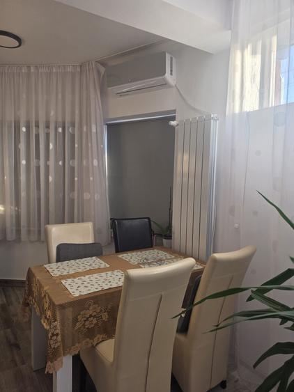 Apartament cu 2 camere semidecomandat în Paleu