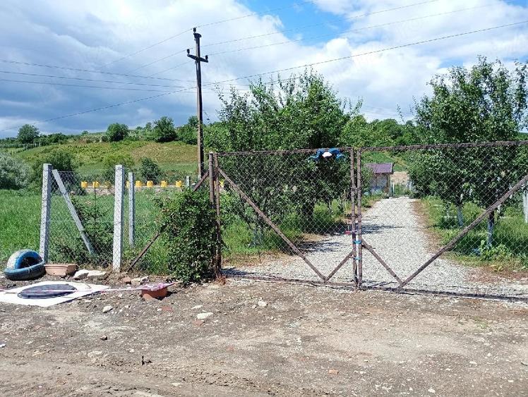 Teren de 700 mp, în Șura Mare