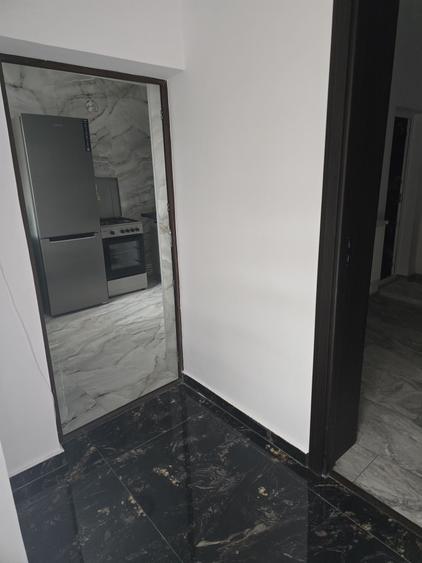 Casă cu 2 camere cu Teren 300 Mp în Mărăcineni