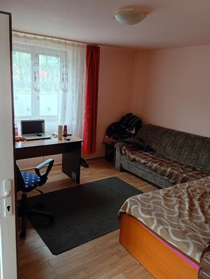 Casă individuală cu 3 camere cu Teren 400 Mp în Est