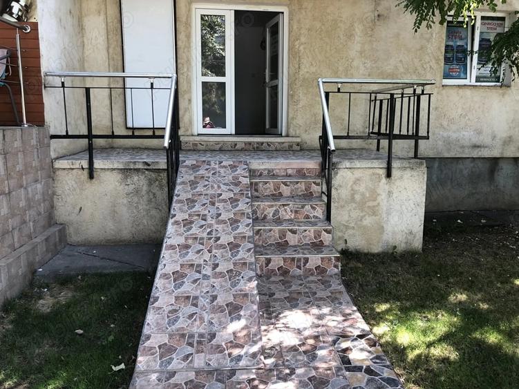 Spațiu comercial, de 53 mp, în Central