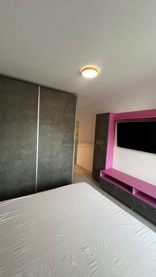 Apartament cu 4 camere decomandat, mobilat în Metalurgiei