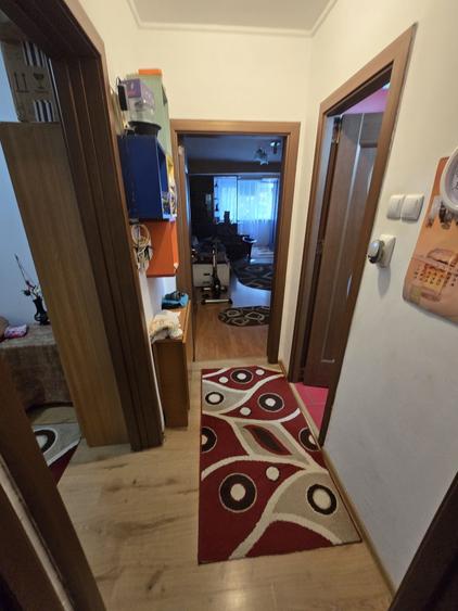 Apartament cu 3 camere decomandat în Dristor