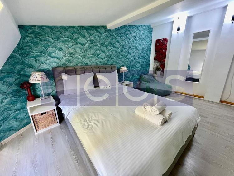 Apartament cu 4 camere semidecomandat, mobilat în P-ța Unirii