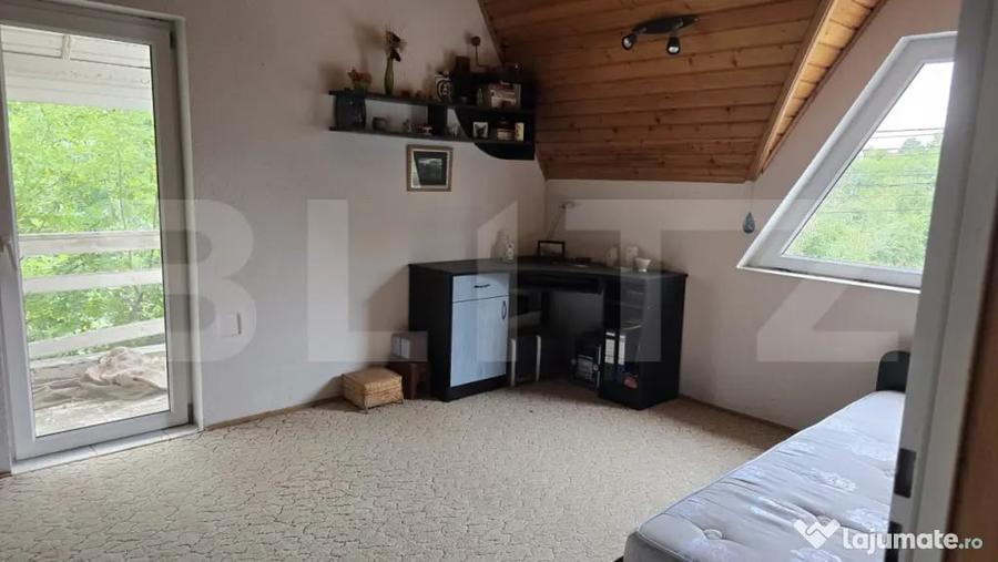 Casă cu 5 camere cu Teren 2000 Mp în Viile Satu Mare